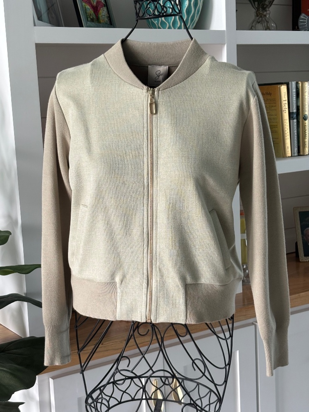 NWT Sioni Soft Sage Green Luxury Bomber Jacket Sz M